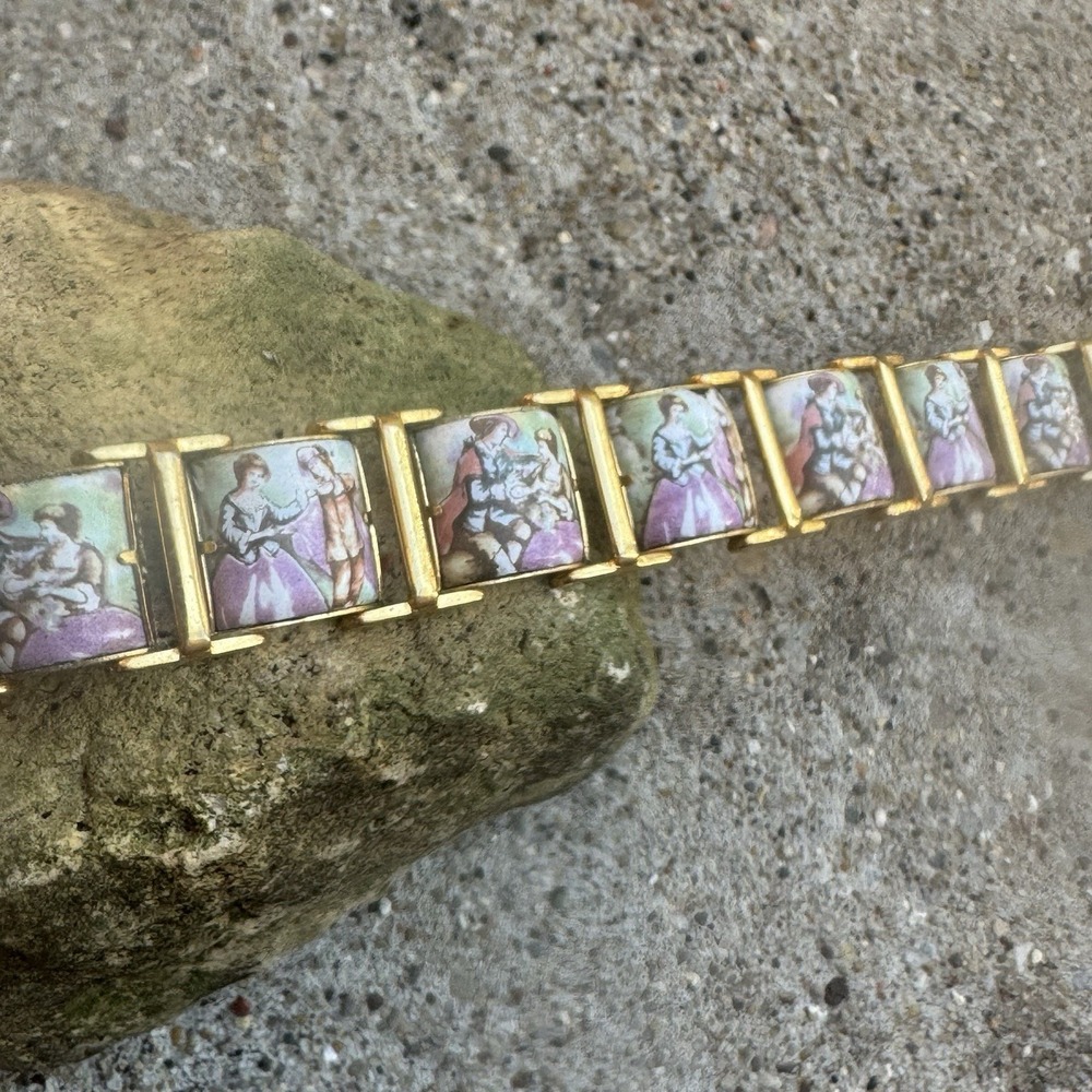 Vintage Courting Couple Gold Tone Link Panel Bracelet Victorian Revival 8"